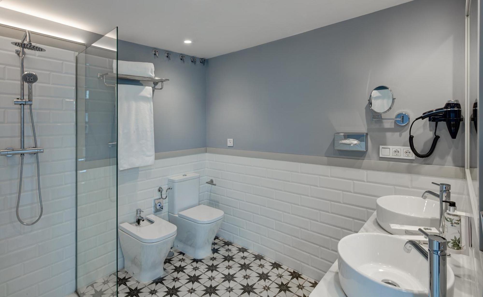 Sercotel Granada Suites Екстер'єр фото