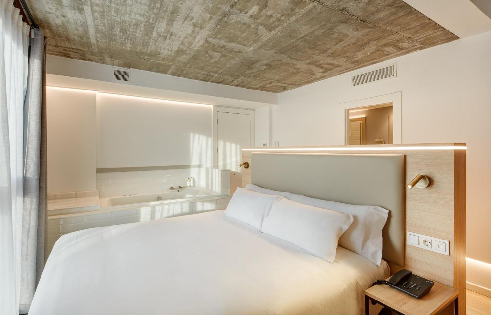 Sercotel Granada Suites Екстер'єр фото