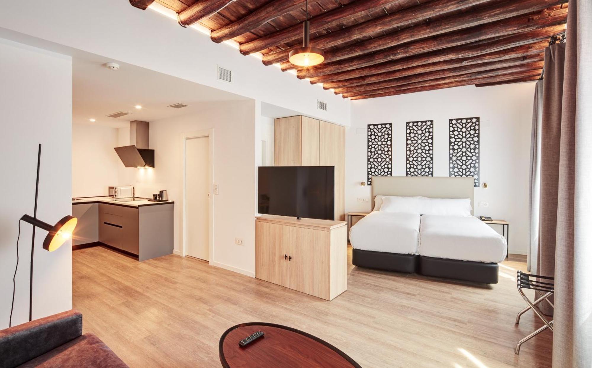 Sercotel Granada Suites Екстер'єр фото